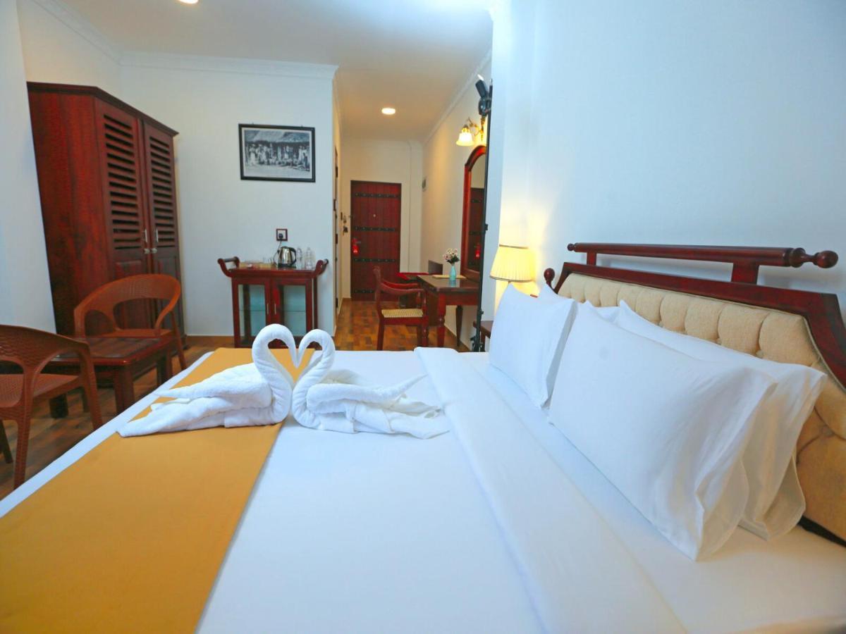 Centauria Hill Resort Ратнапура Екстериор снимка
