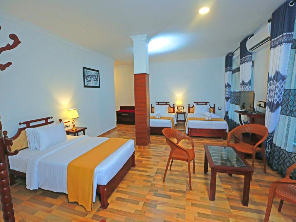 Centauria Hill Resort Ратнапура Екстериор снимка